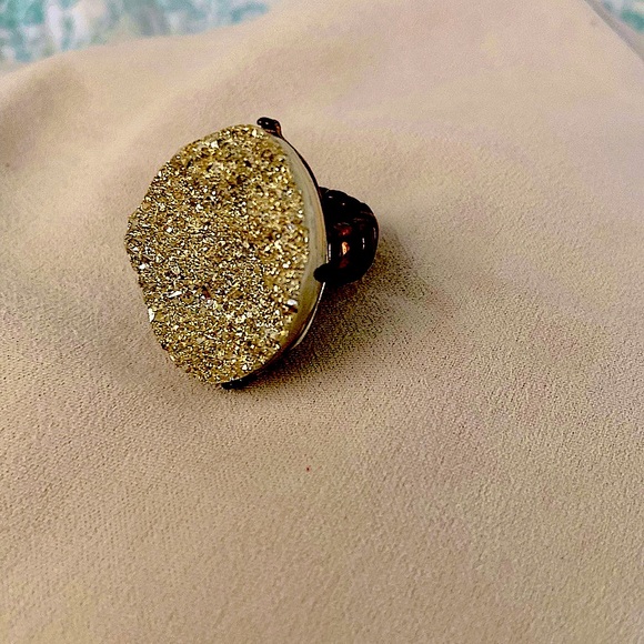 [6]💛 Gold-Tone Nugget Ring - Picture 2 of 2